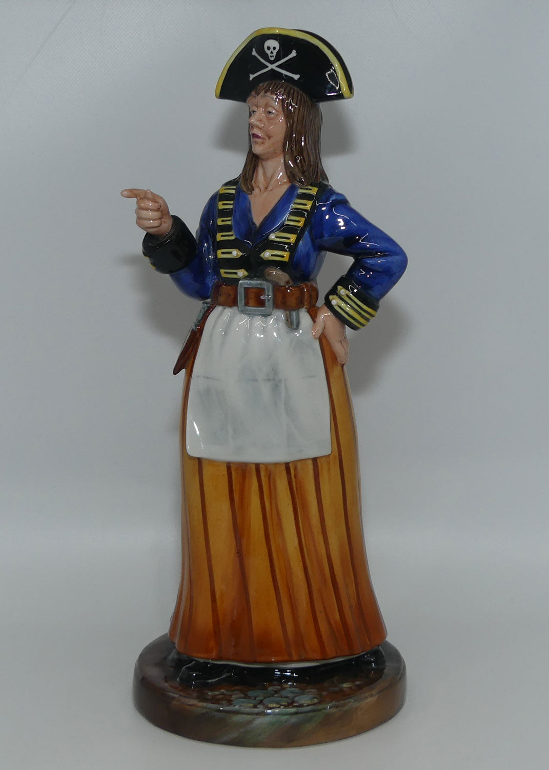 HN2900 Royal Doulton figure | Gilbert and Sullivan | Ruth the Pirate Maid