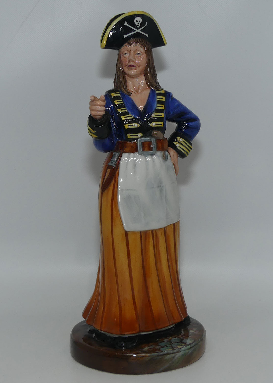 HN2900 Royal Doulton figure | Gilbert and Sullivan | Ruth the Pirate Maid
