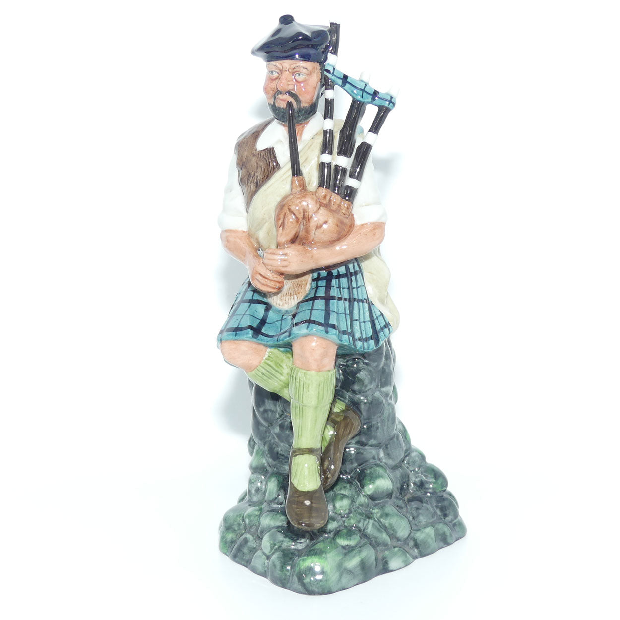 HN2907 Royal Doulton character figure The Piper | Bagpipes
