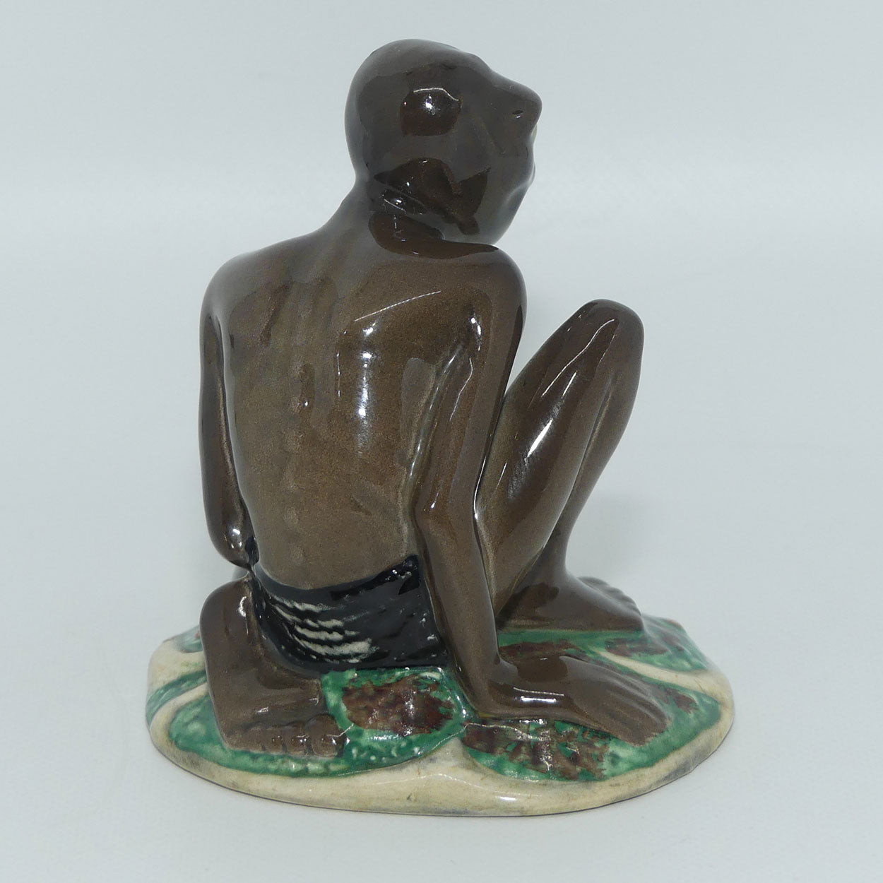 hn2913-royal-doulton-figure-gollum
