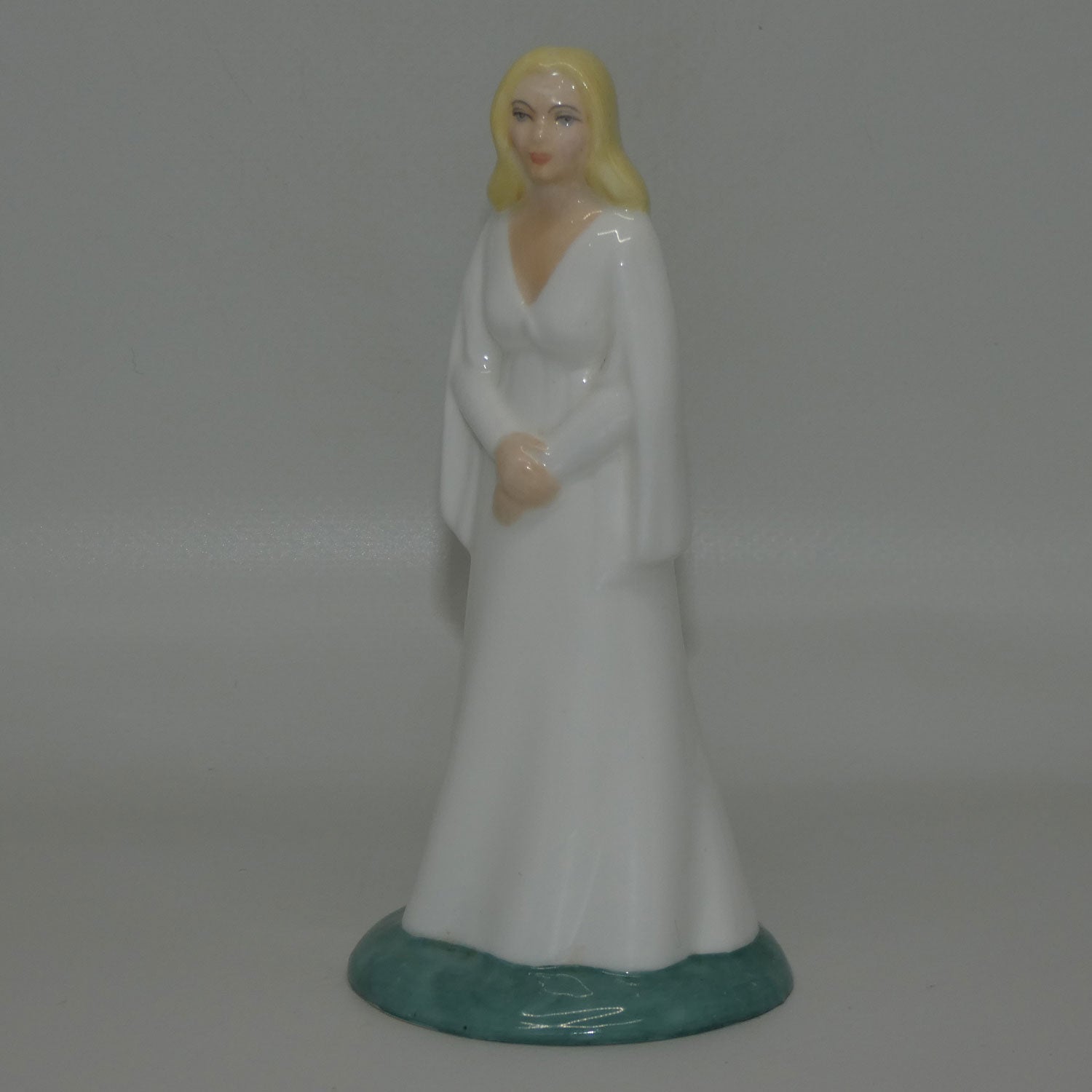 hn2915-royal-doulton-figure-galadriel