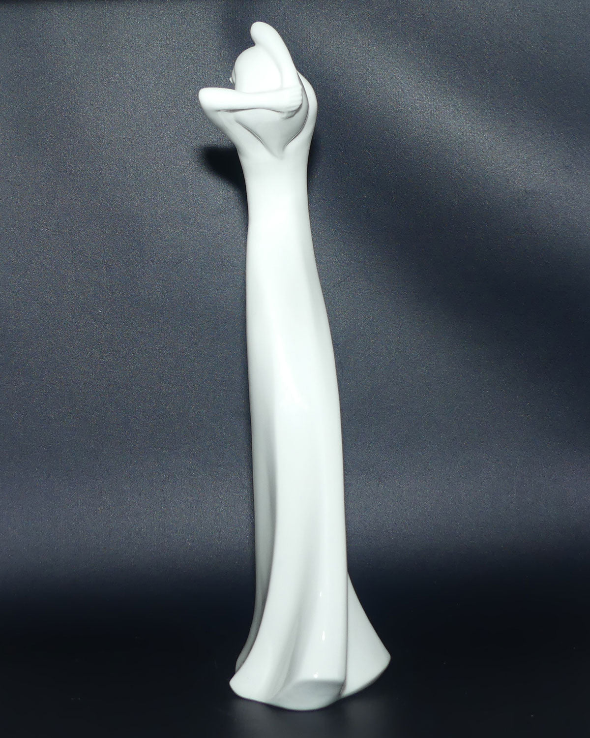 HN2920 Royal Doulton figure Yearning | Images