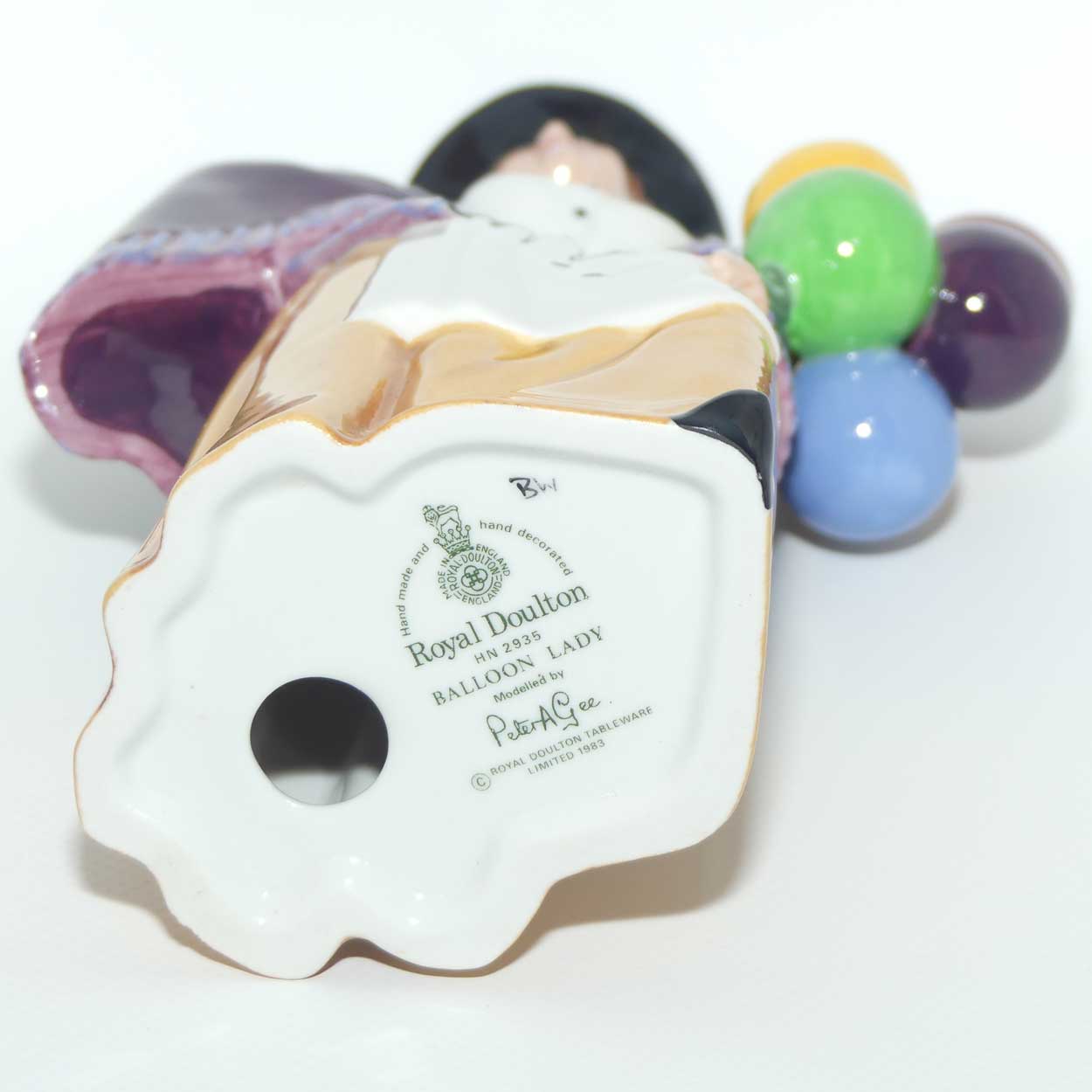 HN2935 Royal Doulton figure Balloon Lady