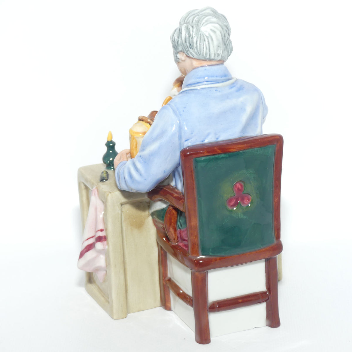 HN2943 Royal Doulton figure The China Repairer | Boxed