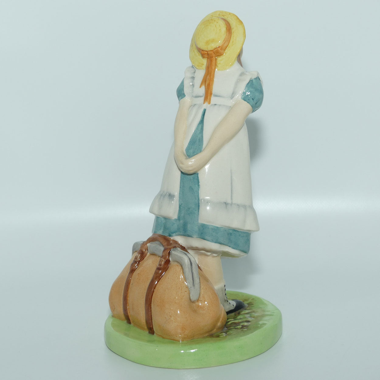 HN2965 Royal Doulton figure Pollyanna