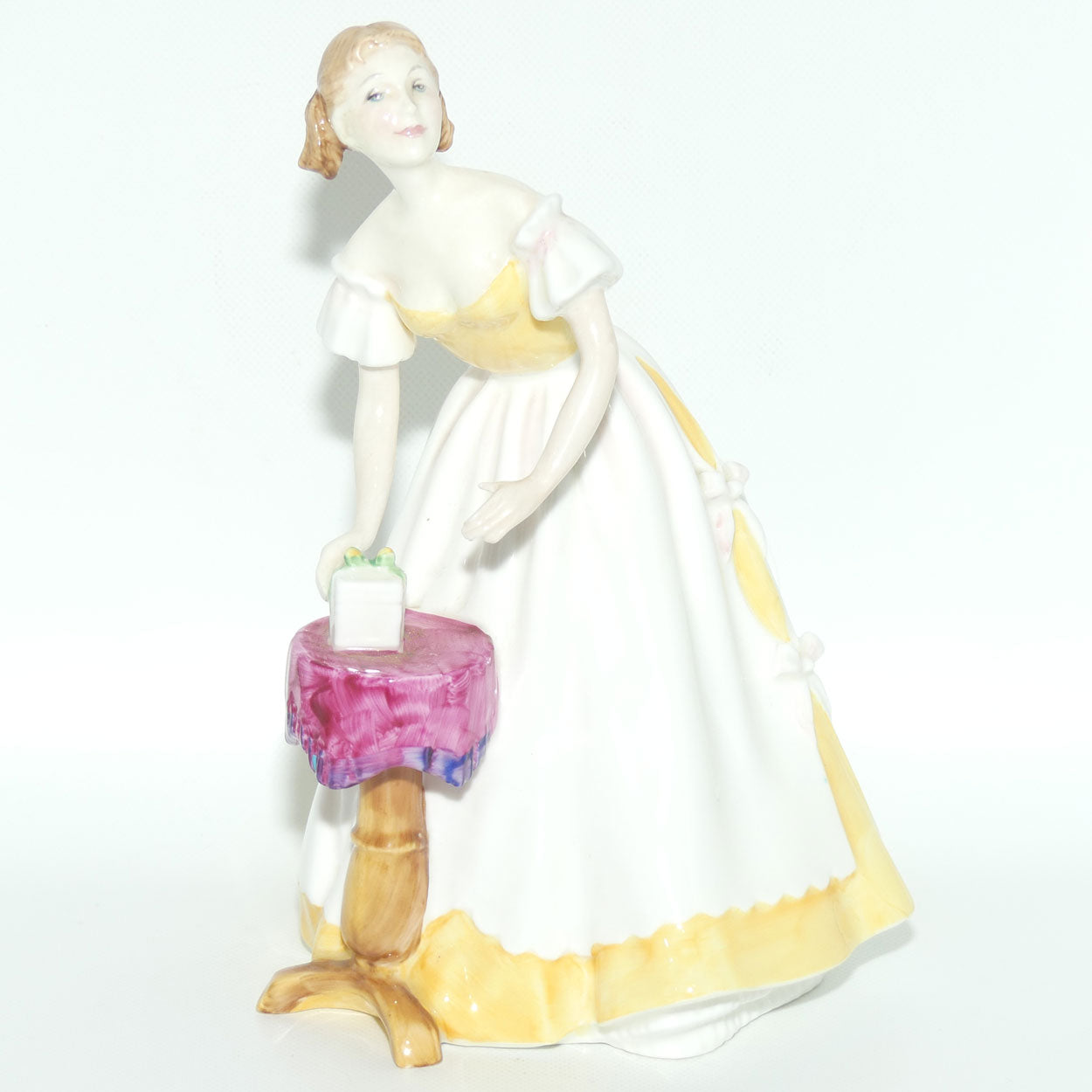 HN3095 Royal Doulton figure Happy Birthday #2