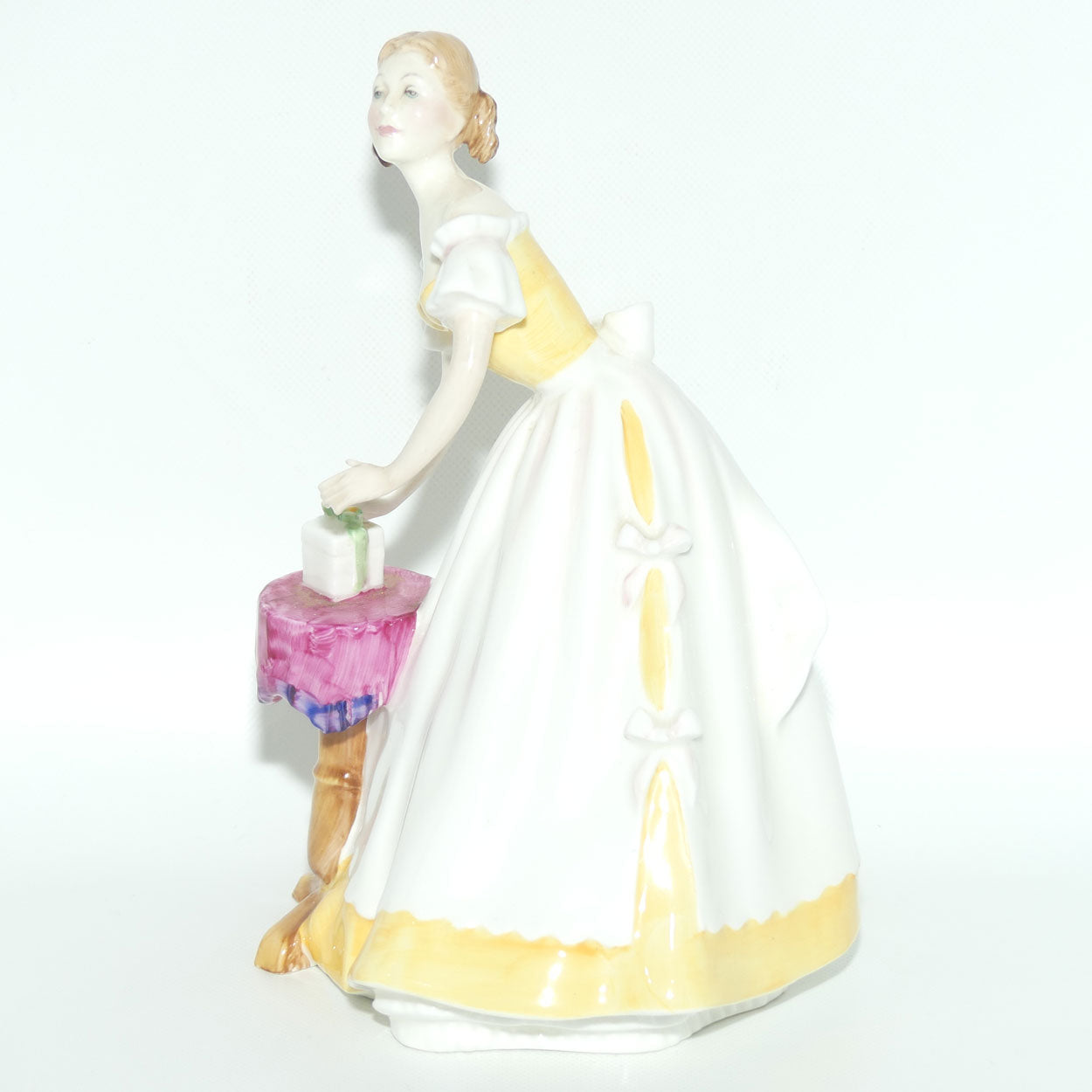 HN3095 Royal Doulton figure Happy Birthday #2