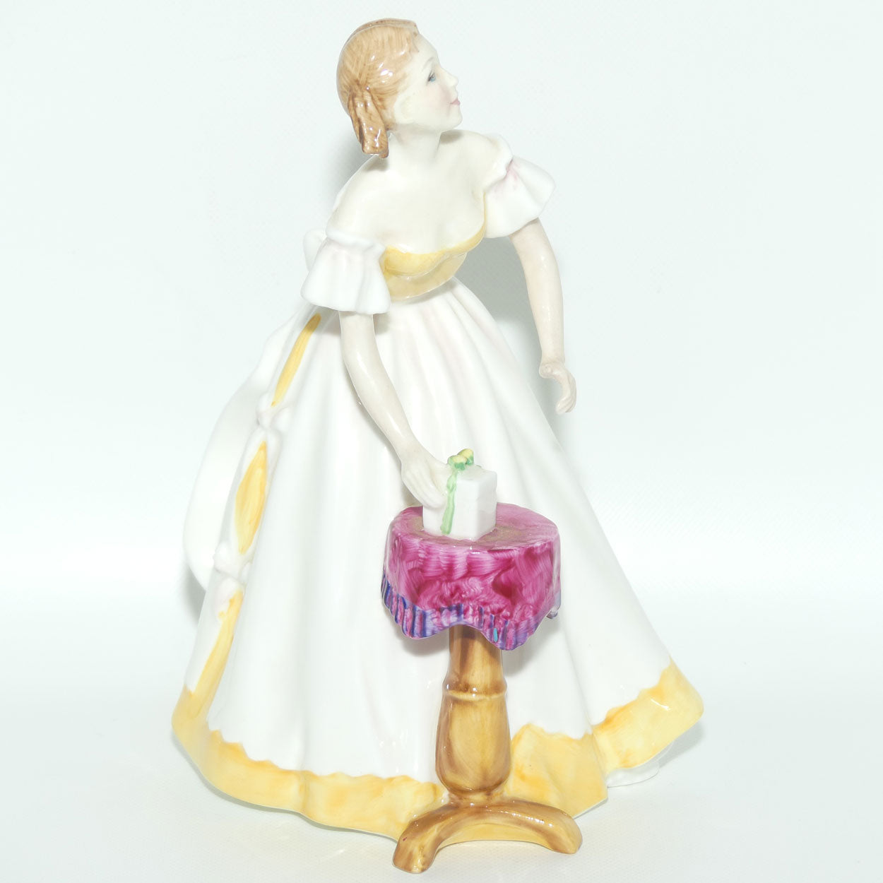 HN3095 Royal Doulton figure Happy Birthday #2