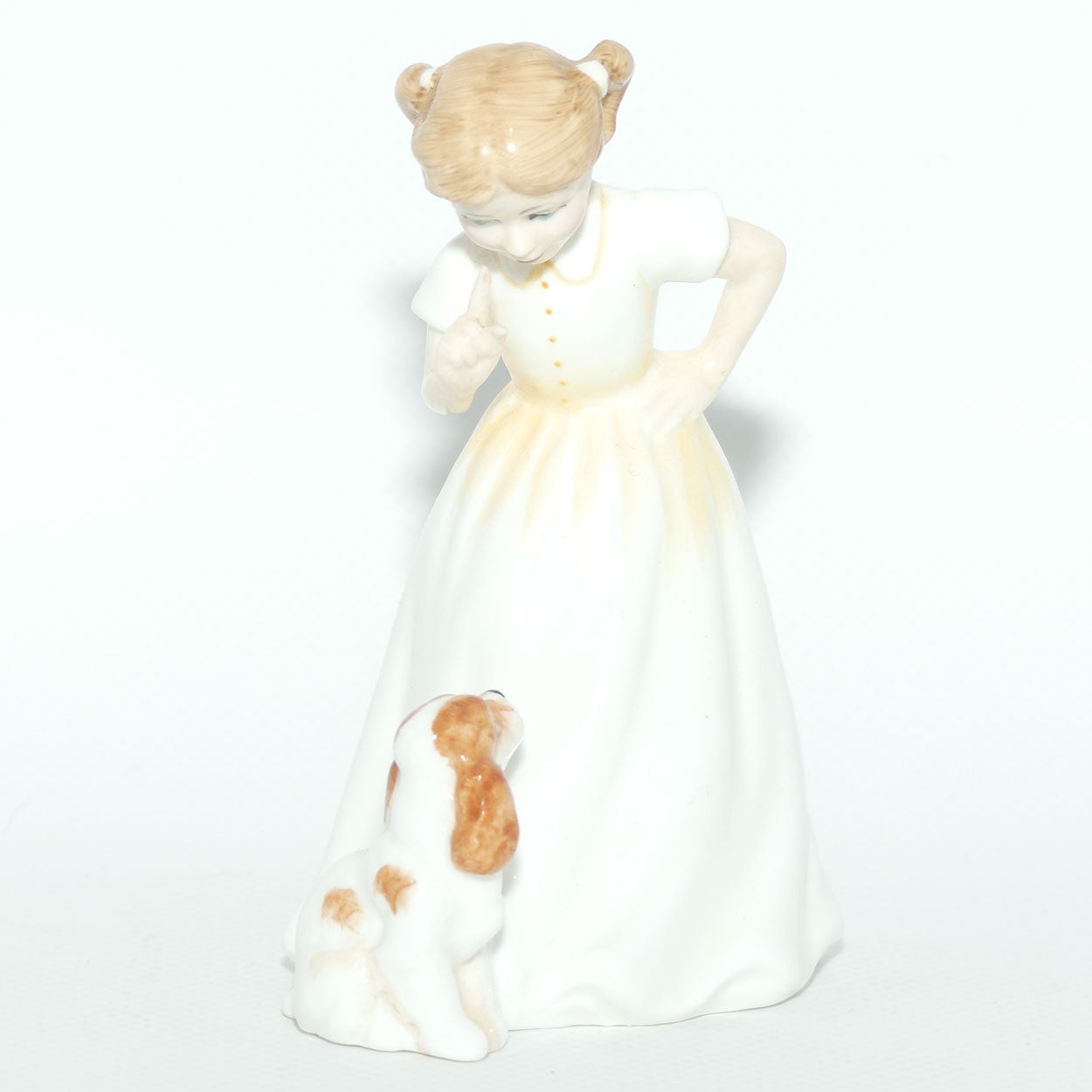 HN3123 Royal Doulton figure Sit | #1