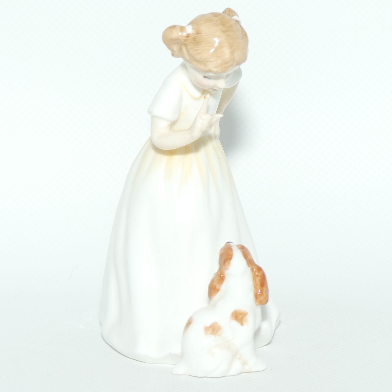 HN3123 Royal Doulton figure Sit | #1