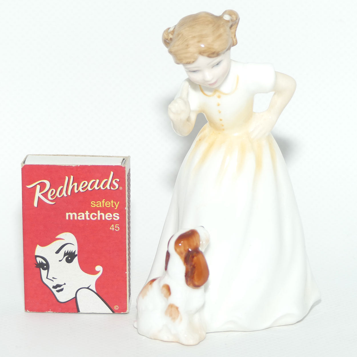 HN3123 Royal Doulton figure Sit | #2