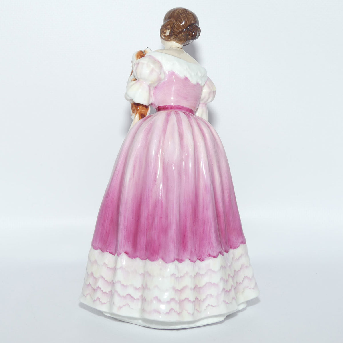 HN3125 Royal Doulton Queens of the Realm figure | Queen Victoria | LE + Box + Cert