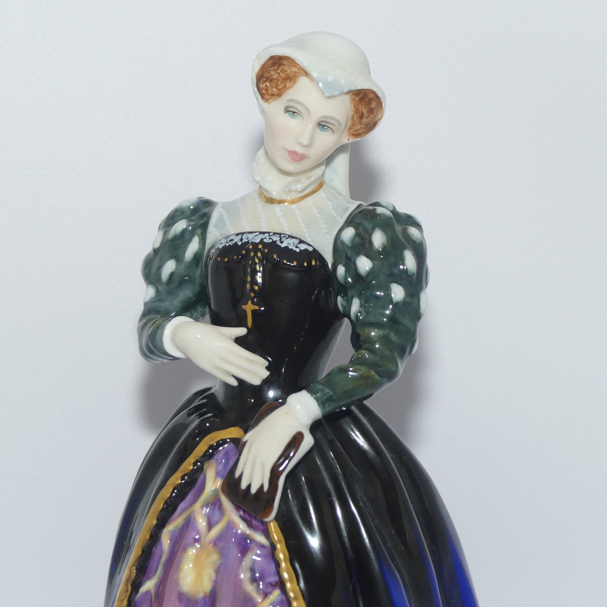 HN3142 Royal Doulton Queens of the Realm figure | Mary, Queen of Scots | LE + Box + Cert