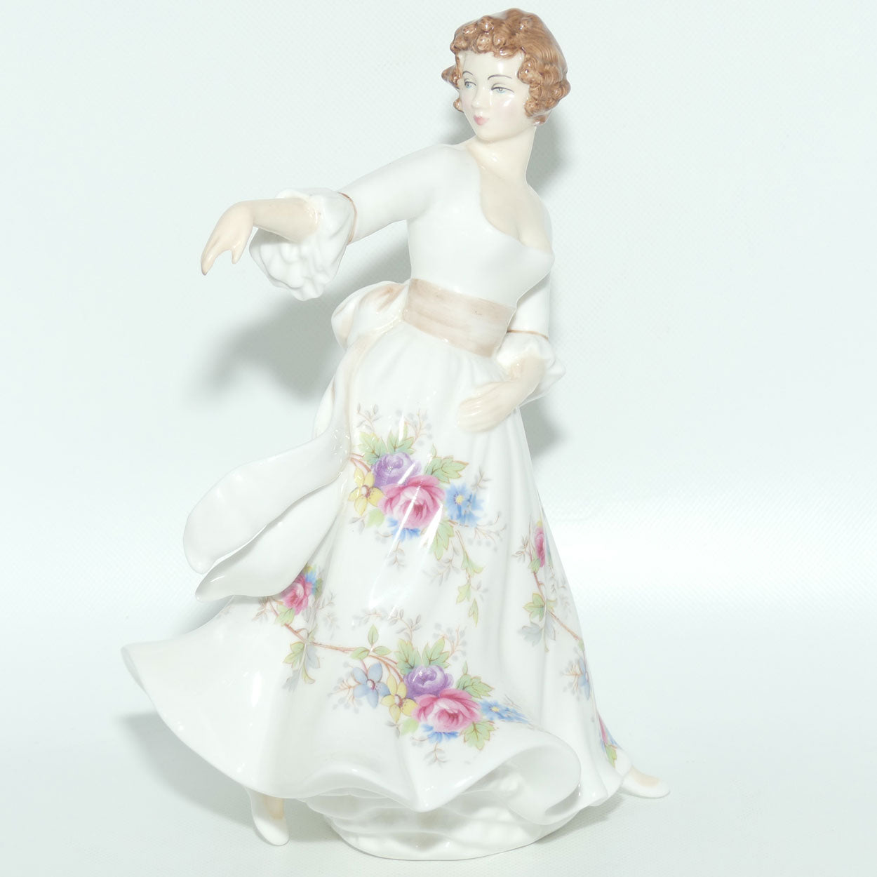 ロイヤルドルトン フィギュリン 陶磁器人形 HAZEL（ヘイゼル）HN 3167