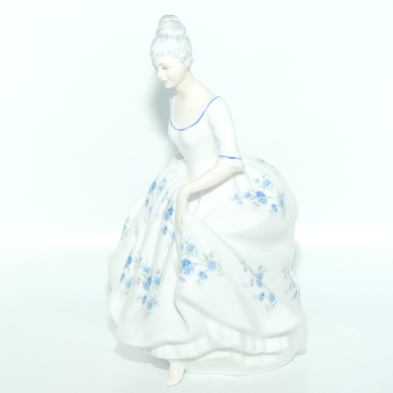 HN3170 Royal Doulton figure Caroline | #2