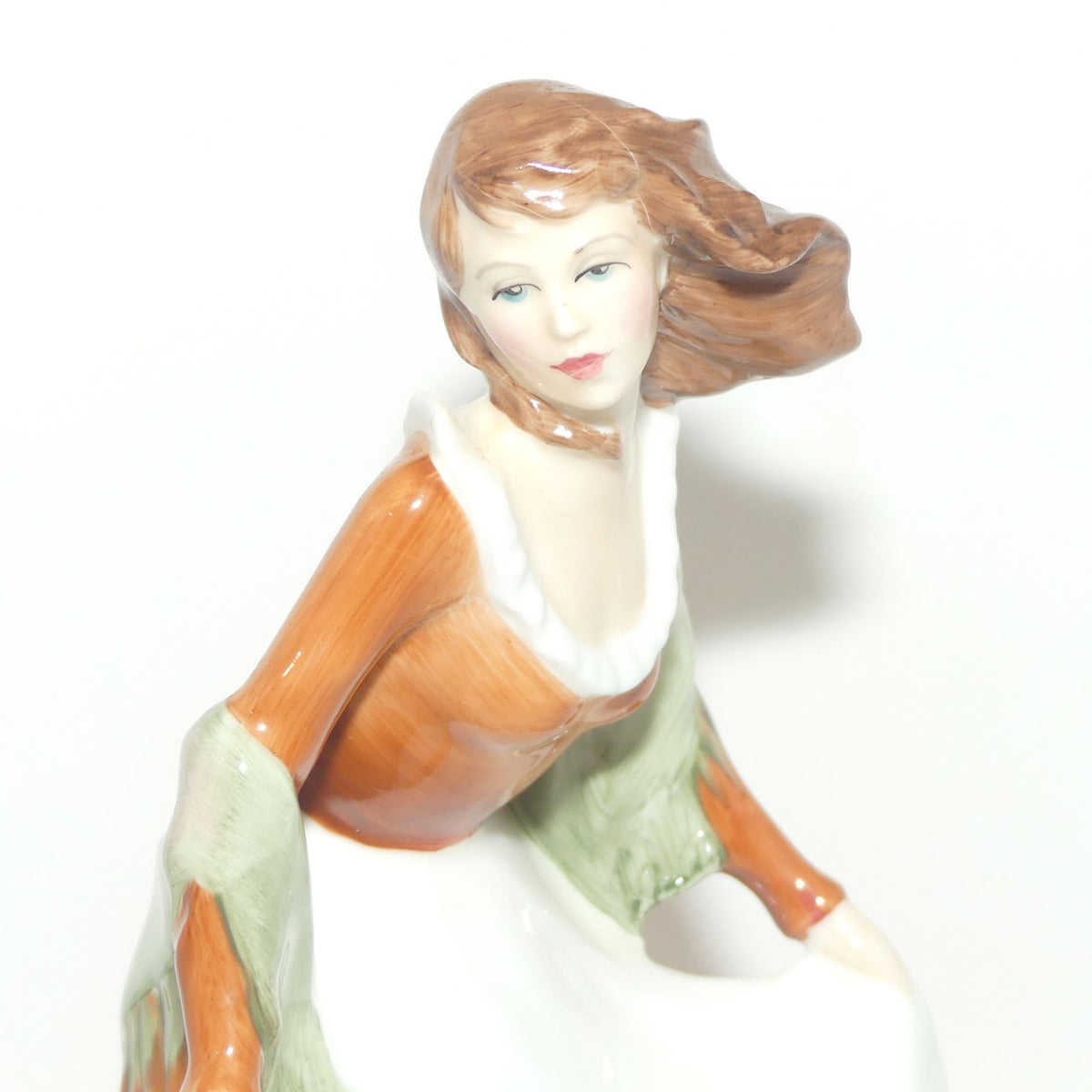 HN3231 Royal Doulton figure Autumntime | #1