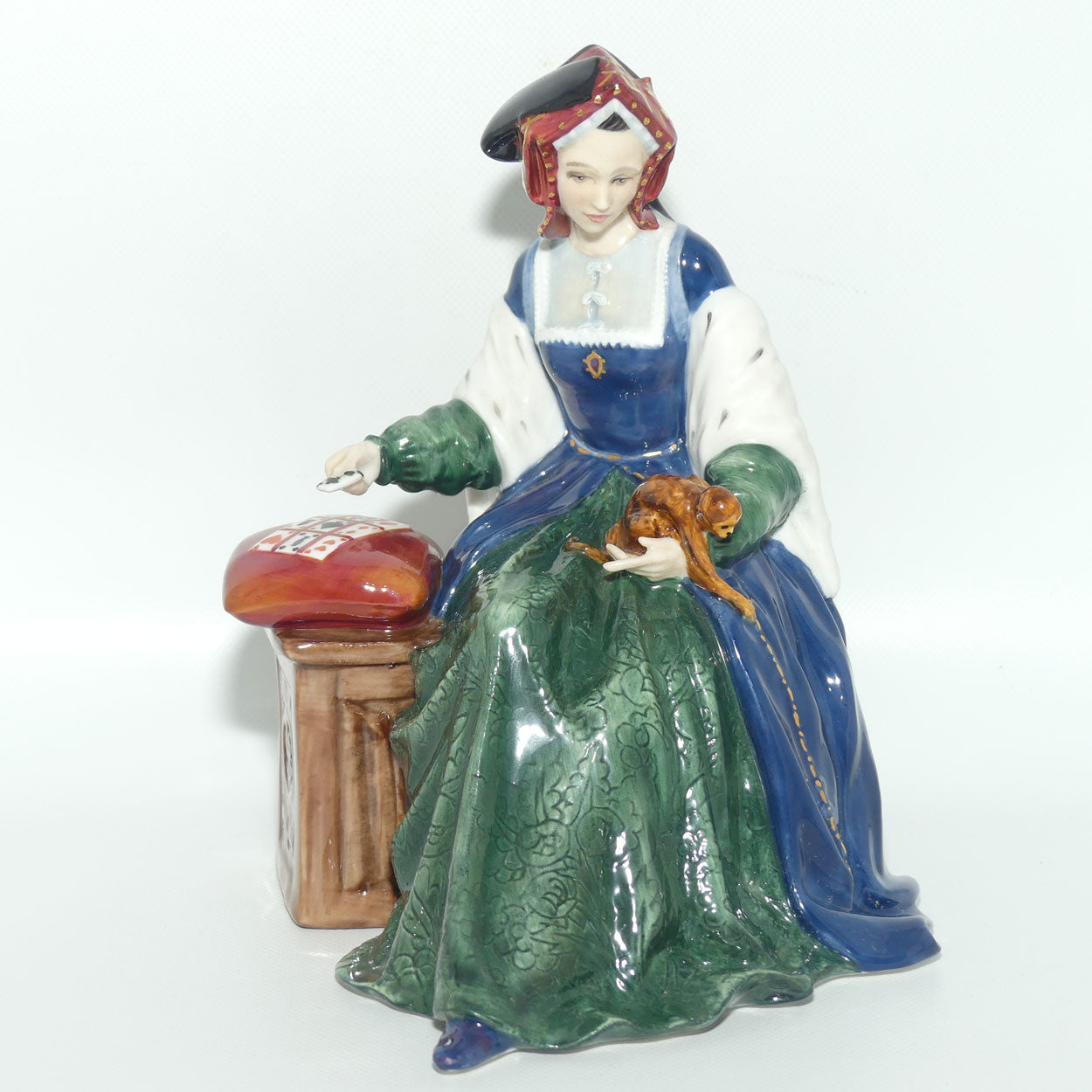 HN3233 Royal Doulton figure Catherine of Aragon | LE 3340/9500