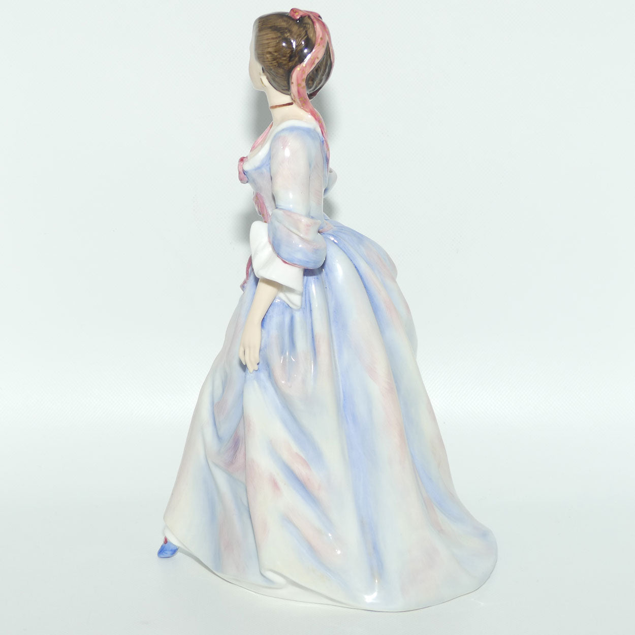HN3319 Royal Doulton figure Mrs Hugh Bonfoy