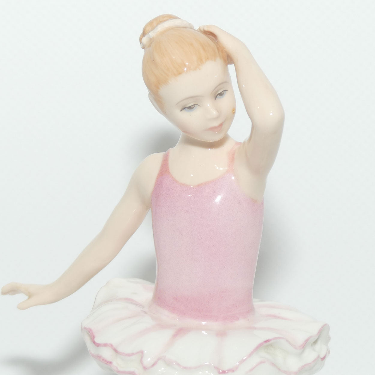 HN3431 Royal Doulton figure Little Ballerina | Pink | LE 310/2000