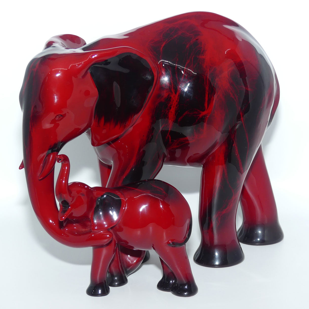 HN3464 Royal Doulton Flambe 'Motherhood' Elephants