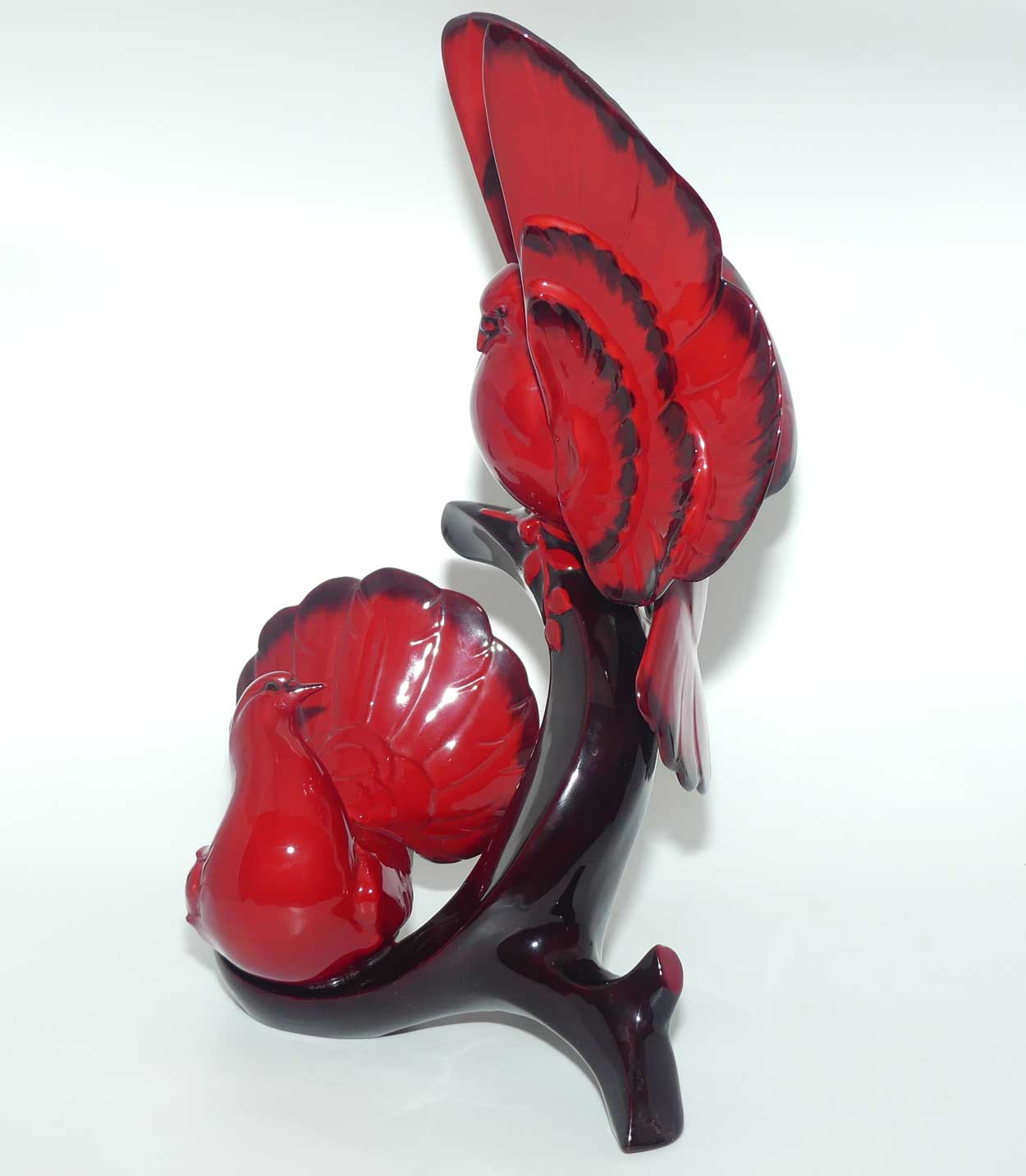 HN3539 Royal Doulton Flambe The Homecoming Doves