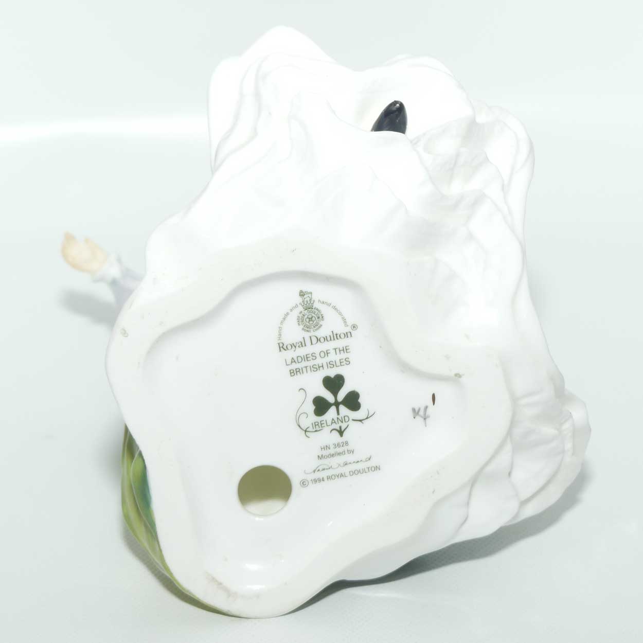 HN3628 Royal Doulton figure Ireland | Ladies of the British Isles