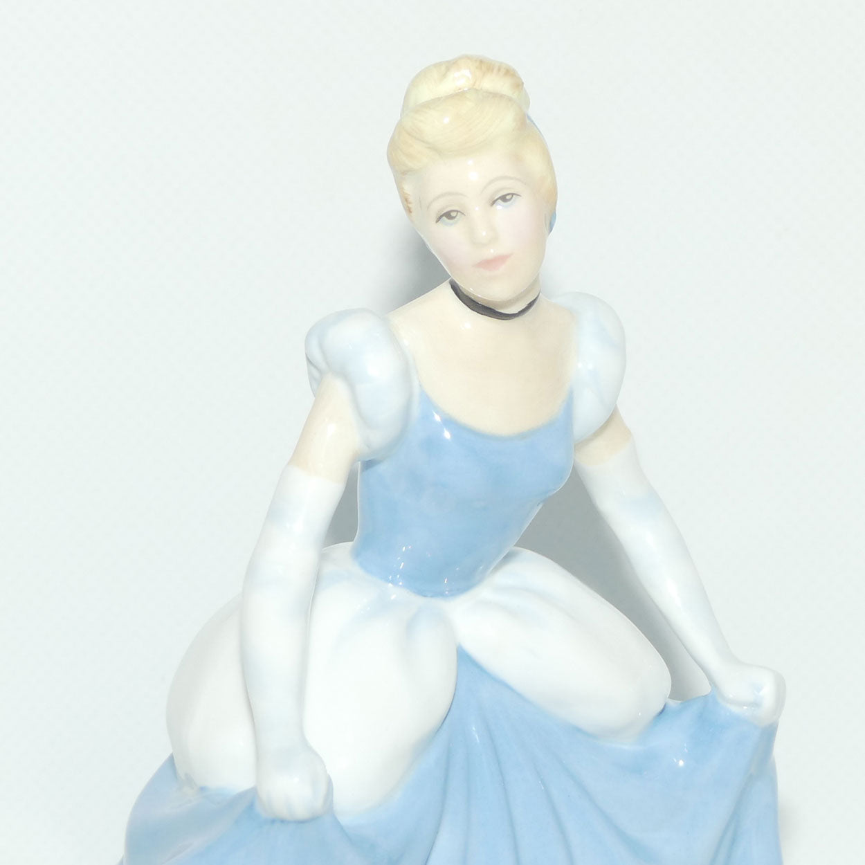 HN3677 Royal Doulton figure Cinderella | Disney Princess Collection | LE246/2000 | Box + Cert
