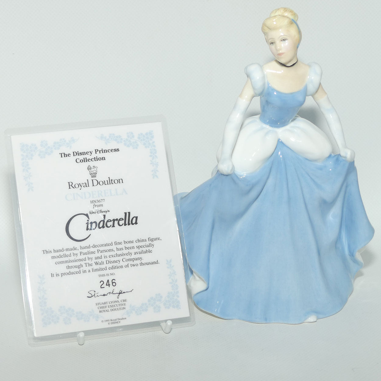 HN3677 Royal Doulton figure Cinderella | Disney Princess Collection | LE246/2000 | Box + Cert