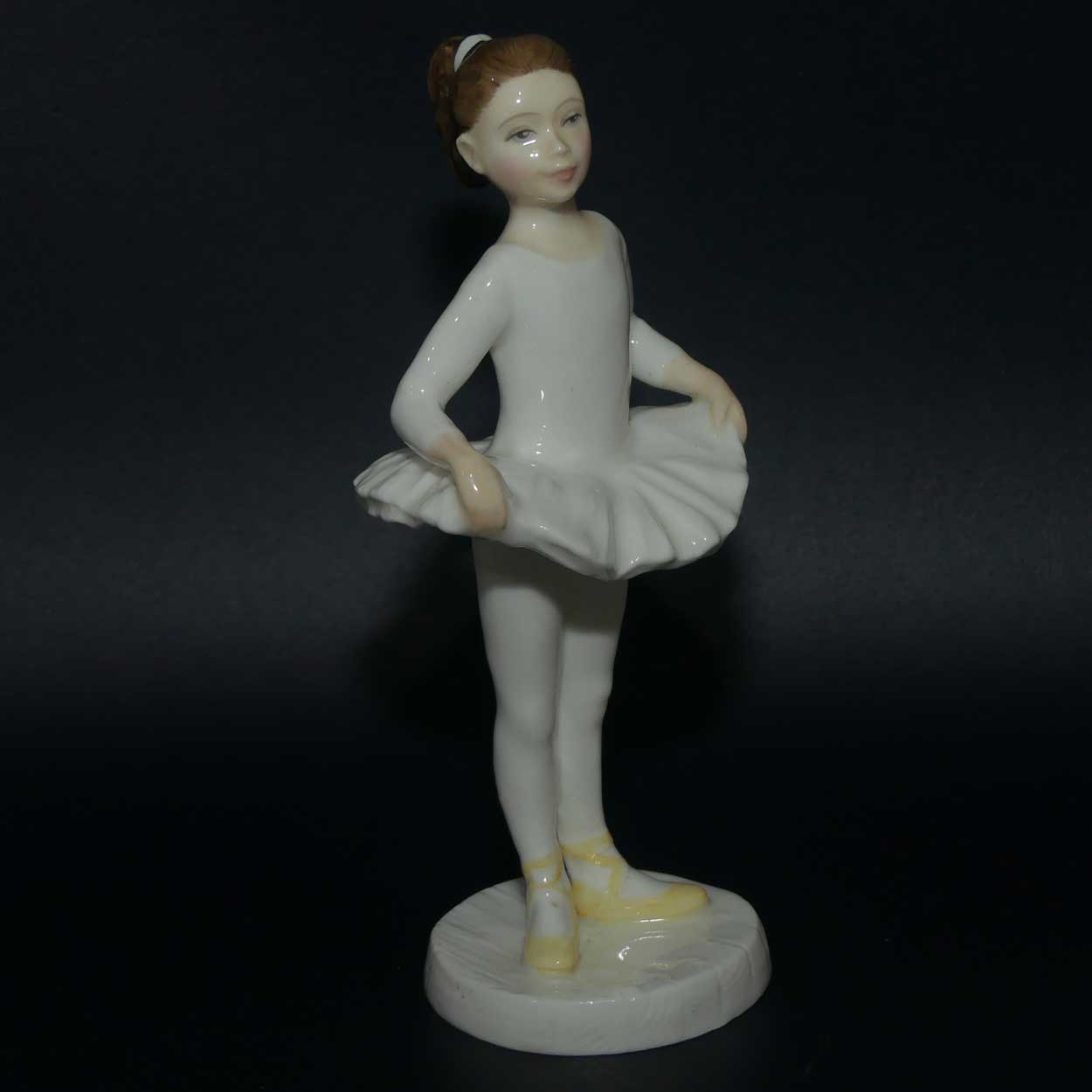 HN3731 Royal Doulton figure Ballet Class | Yellow