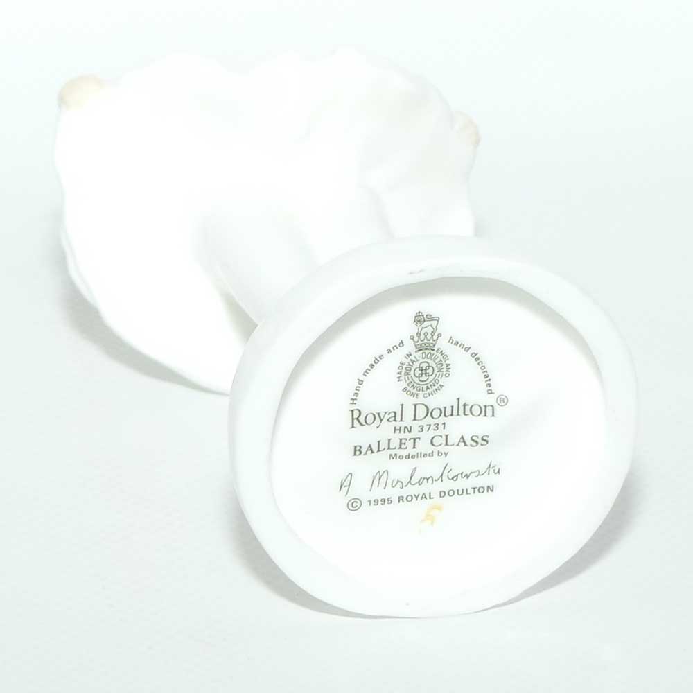 HN3731 Royal Doulton figure Ballet Class | Yellow | #3