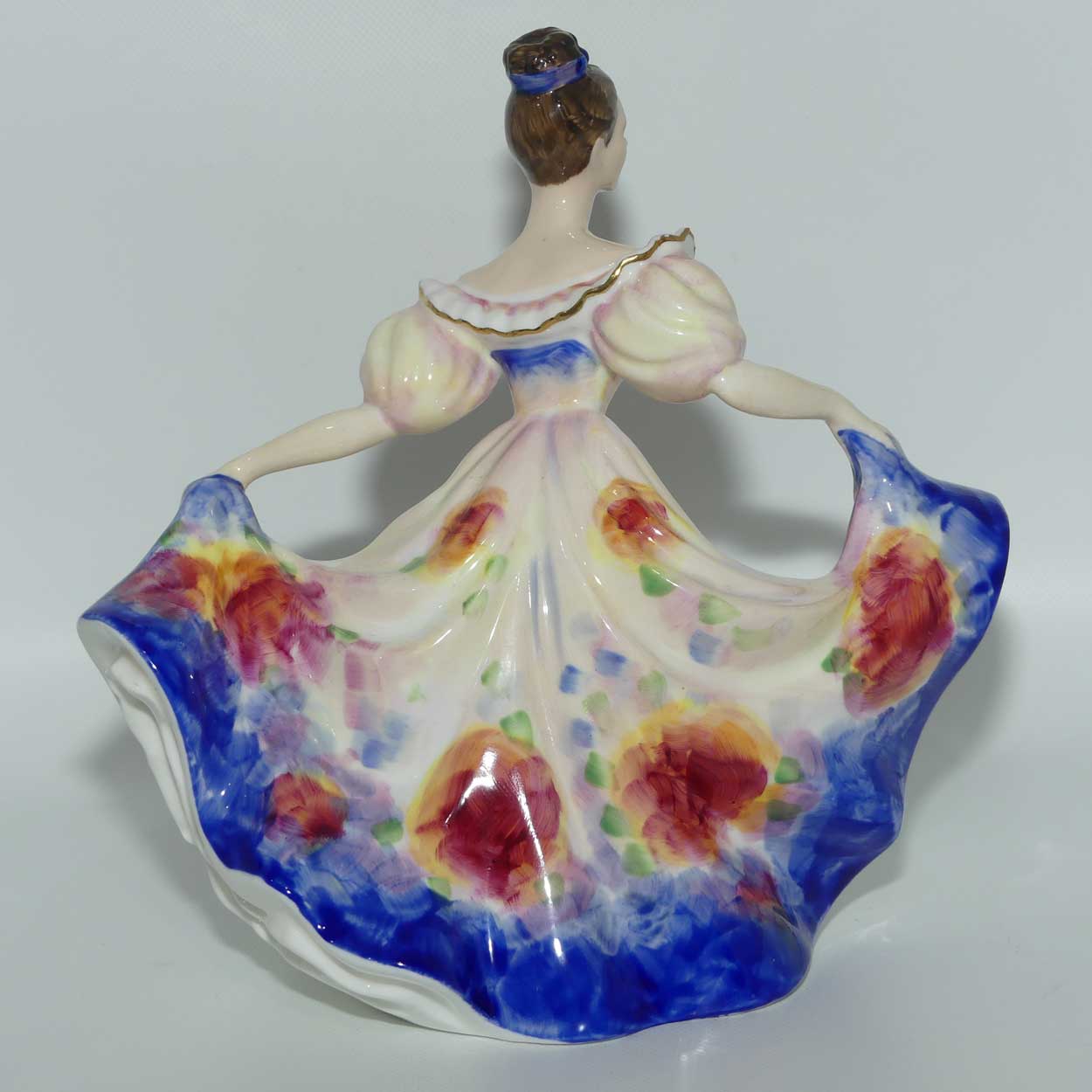 HN3740 Royal Doulton figure Lynne | Special Colourway for 1995