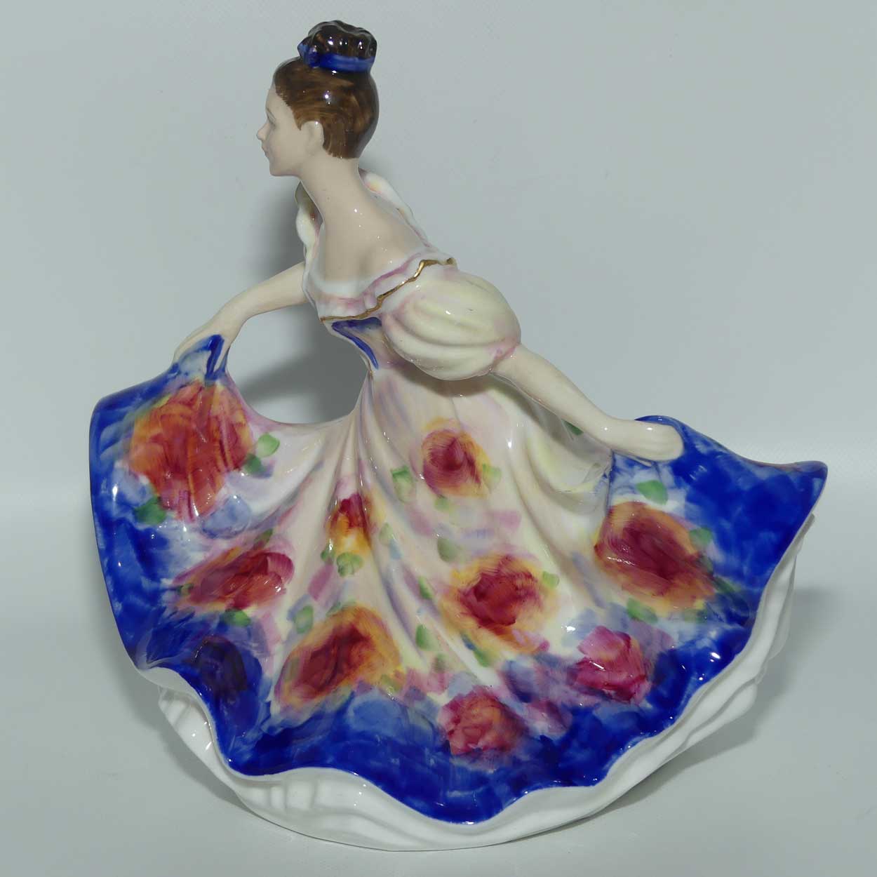HN3740 Royal Doulton figure Lynne | Special Colourway for 1995