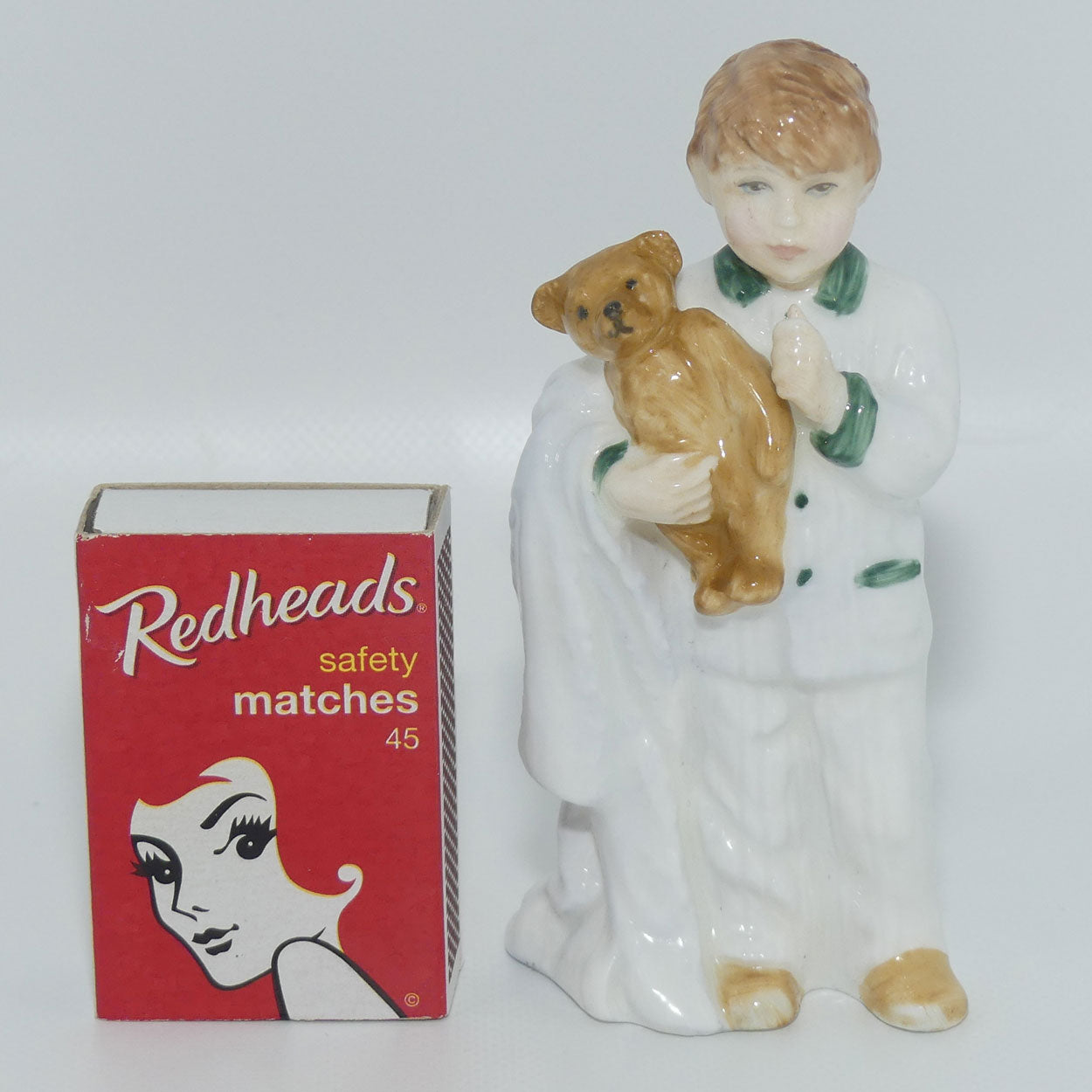 HN3761 Royal Doulton figure Sleepyhead