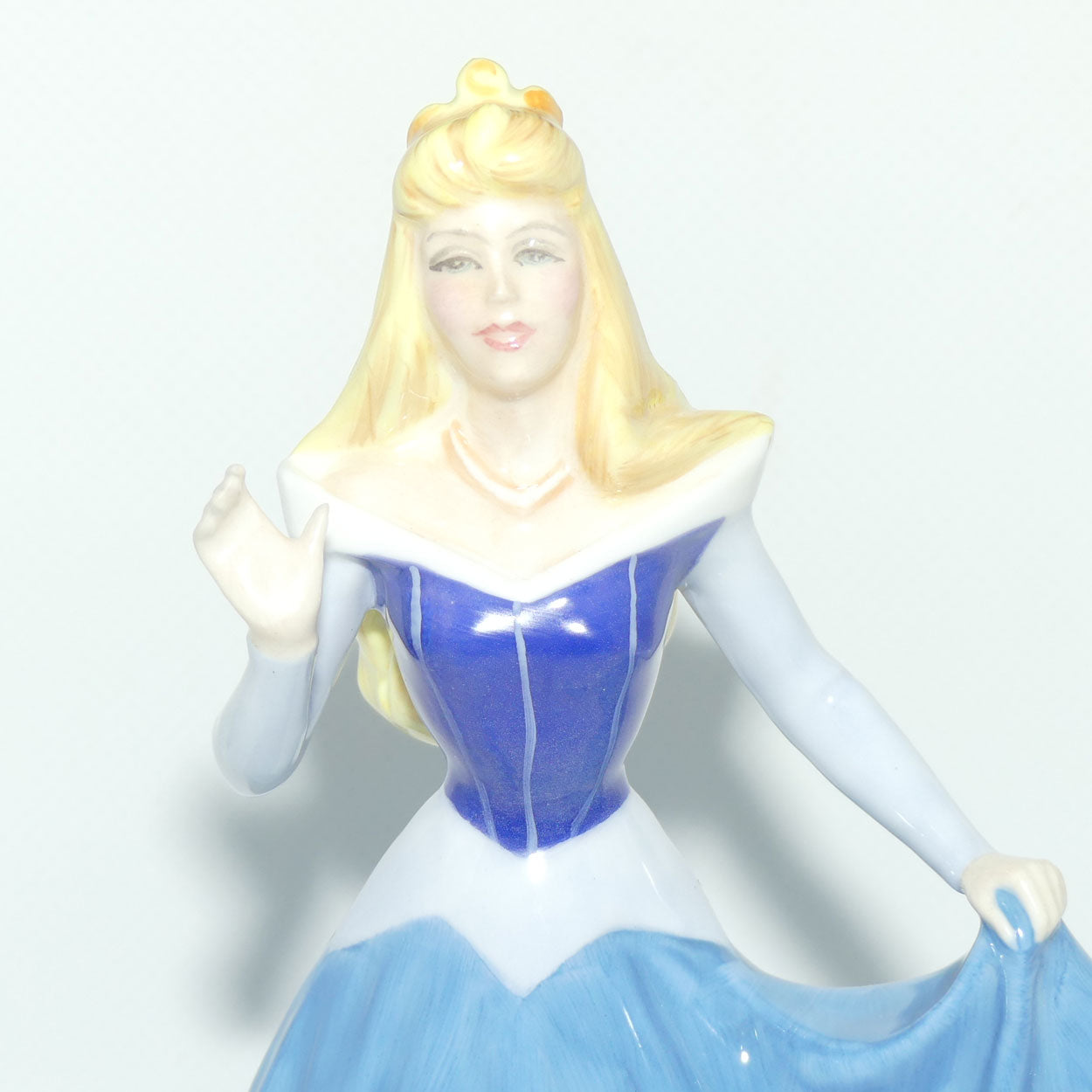 HN3833 Royal Doulton figure Sleeping Beauty | Aurora | Disney Princess Collection | LE306/2000 | Box + Cert