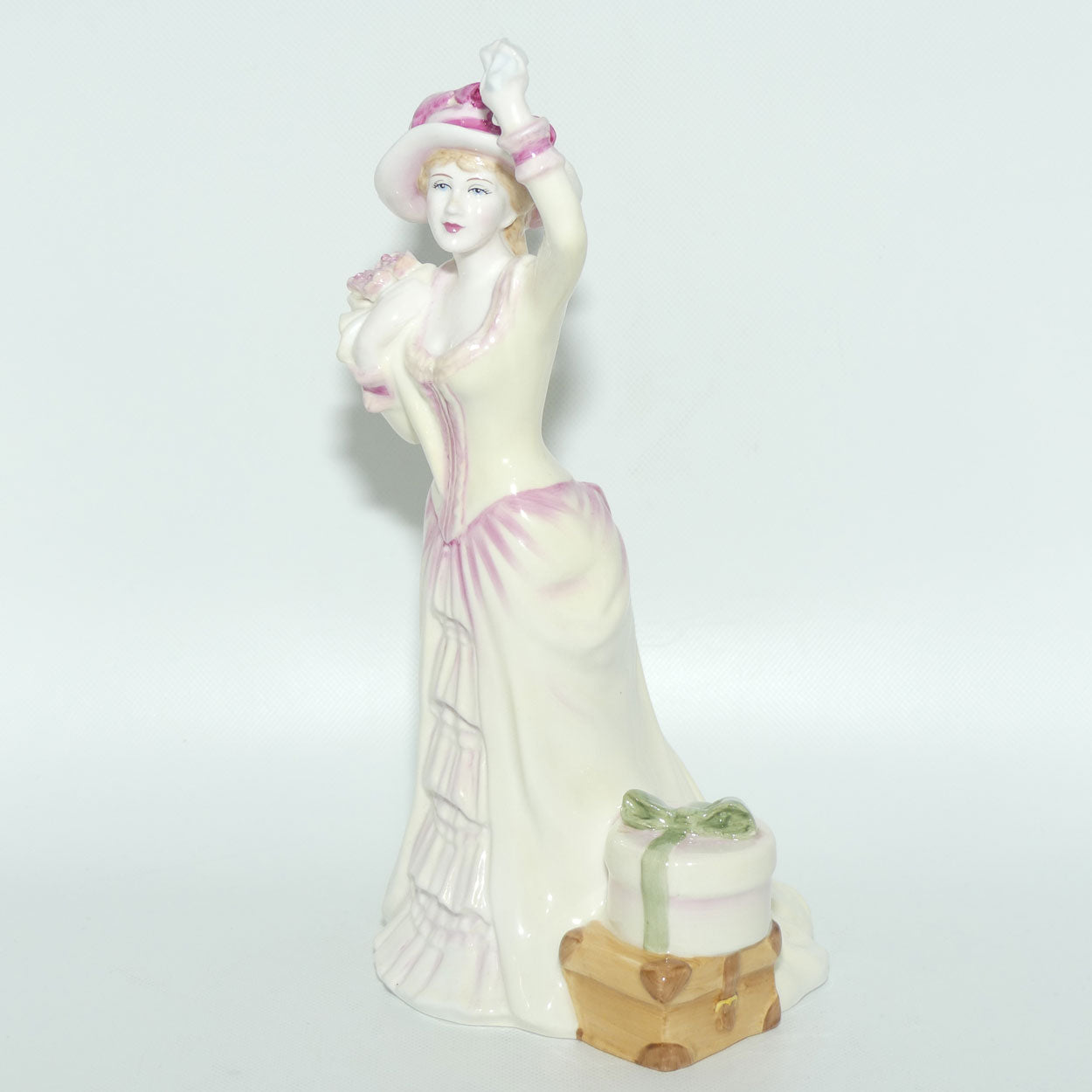 HN3866 Royal Doulton figure Bon Voyage