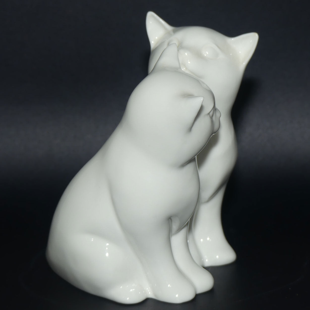 HN3893 Royal Doulton figure Images of Nature | Playtime | 2 White Kittens
