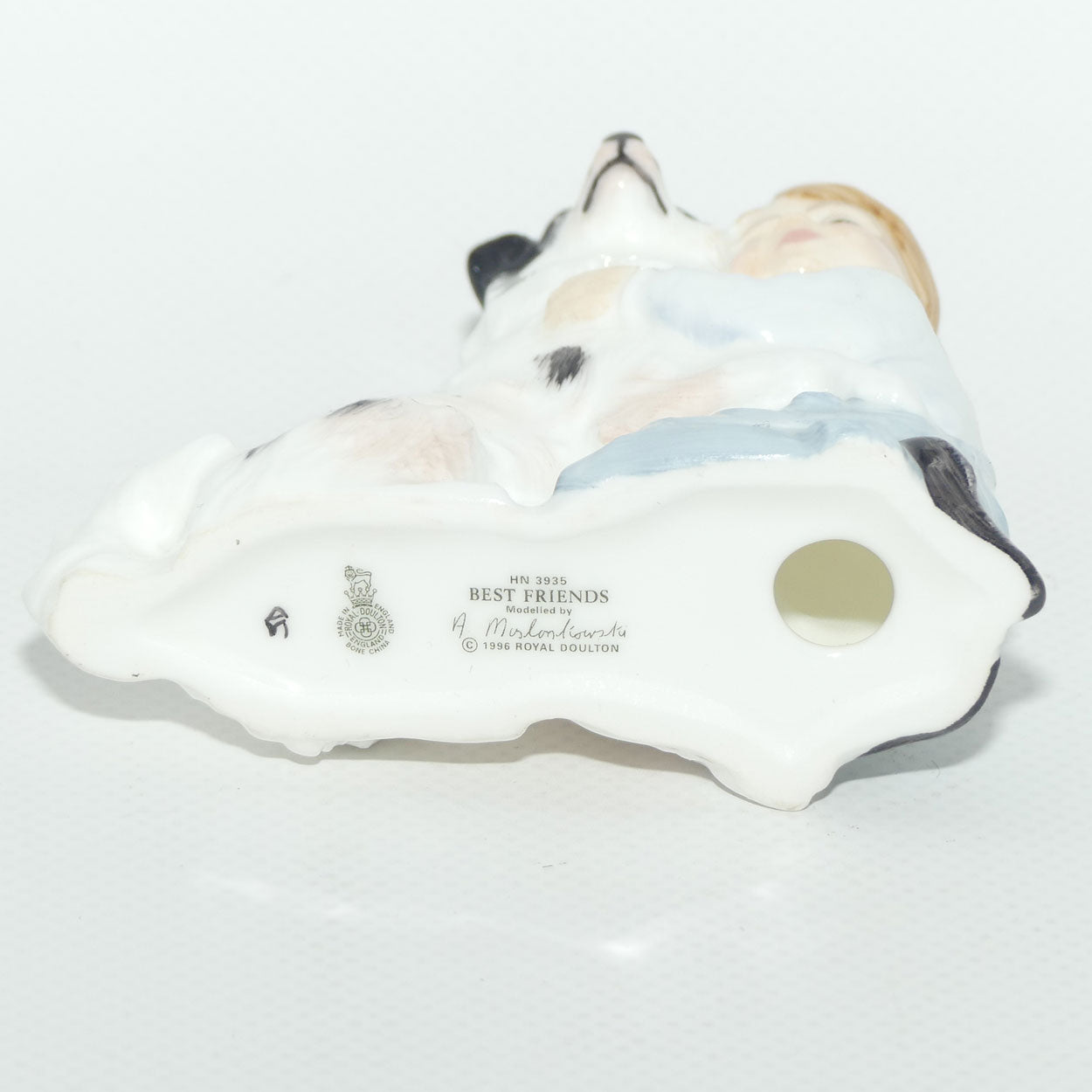 HN3935 Royal Doulton figure Best Friends