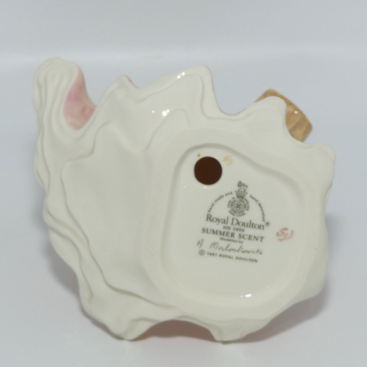 Royal Doulton figure Summer Scent HN3955 | Designer: Alan Maslankowski