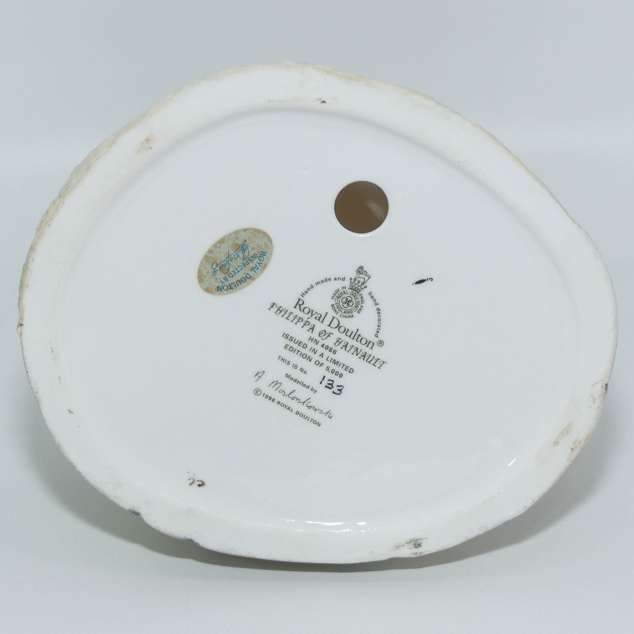 HN4066 Royal Doulton figurine Philippa of Hainault | Plantaganet Queens LE133/5000