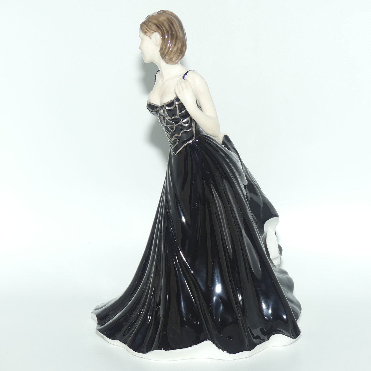 HN4327 Royal Doulton figure Amelia | In Vogue | boxed
