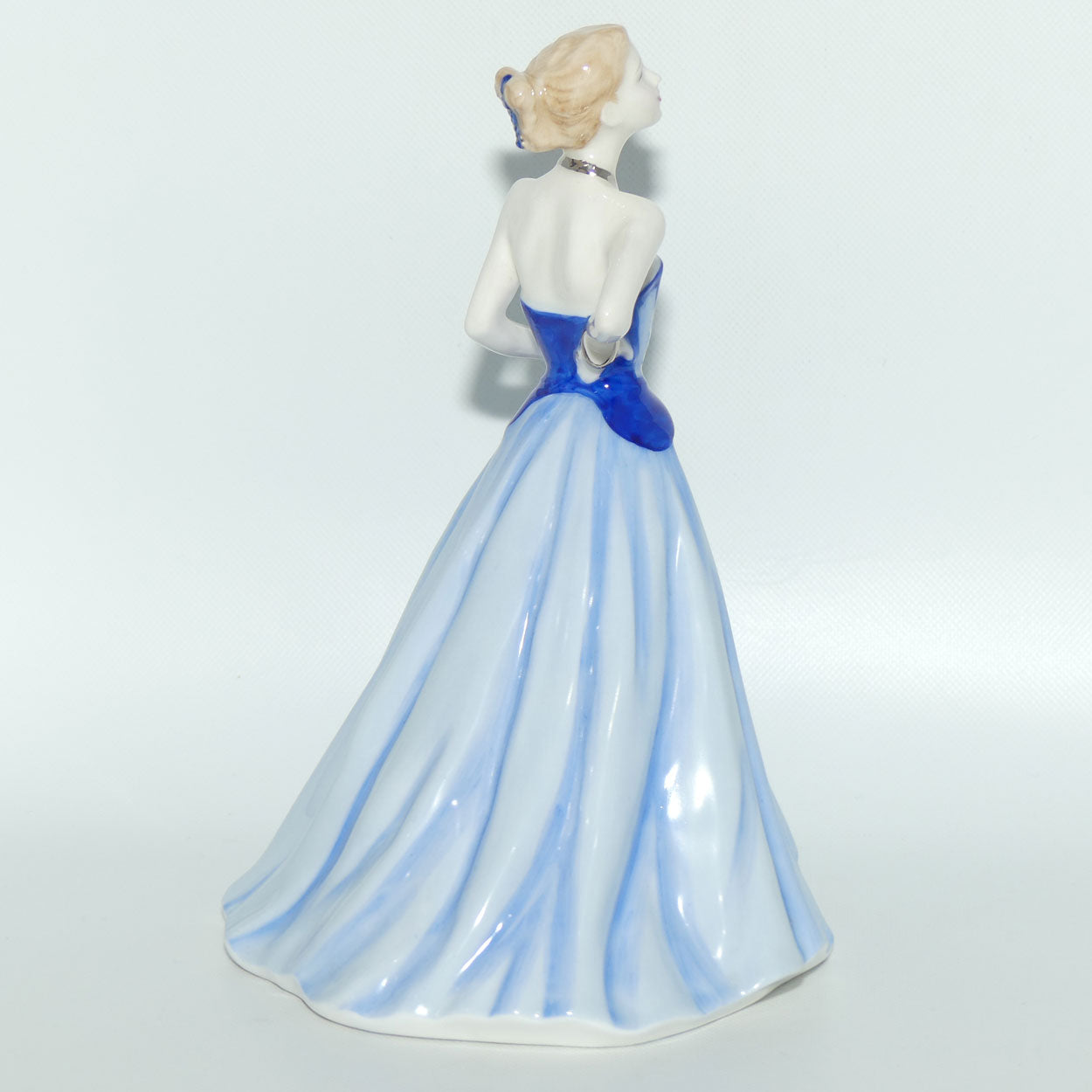 HN4362 Royal Doulton figure Moonlight Gaze | 2002 Lady of the Year | Cert + boxed