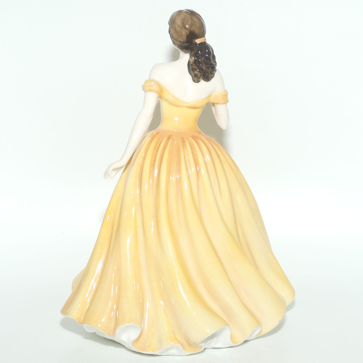 HN4426 Royal Doulton figure Elizabeth | 2003 Figure of the Year | boxed