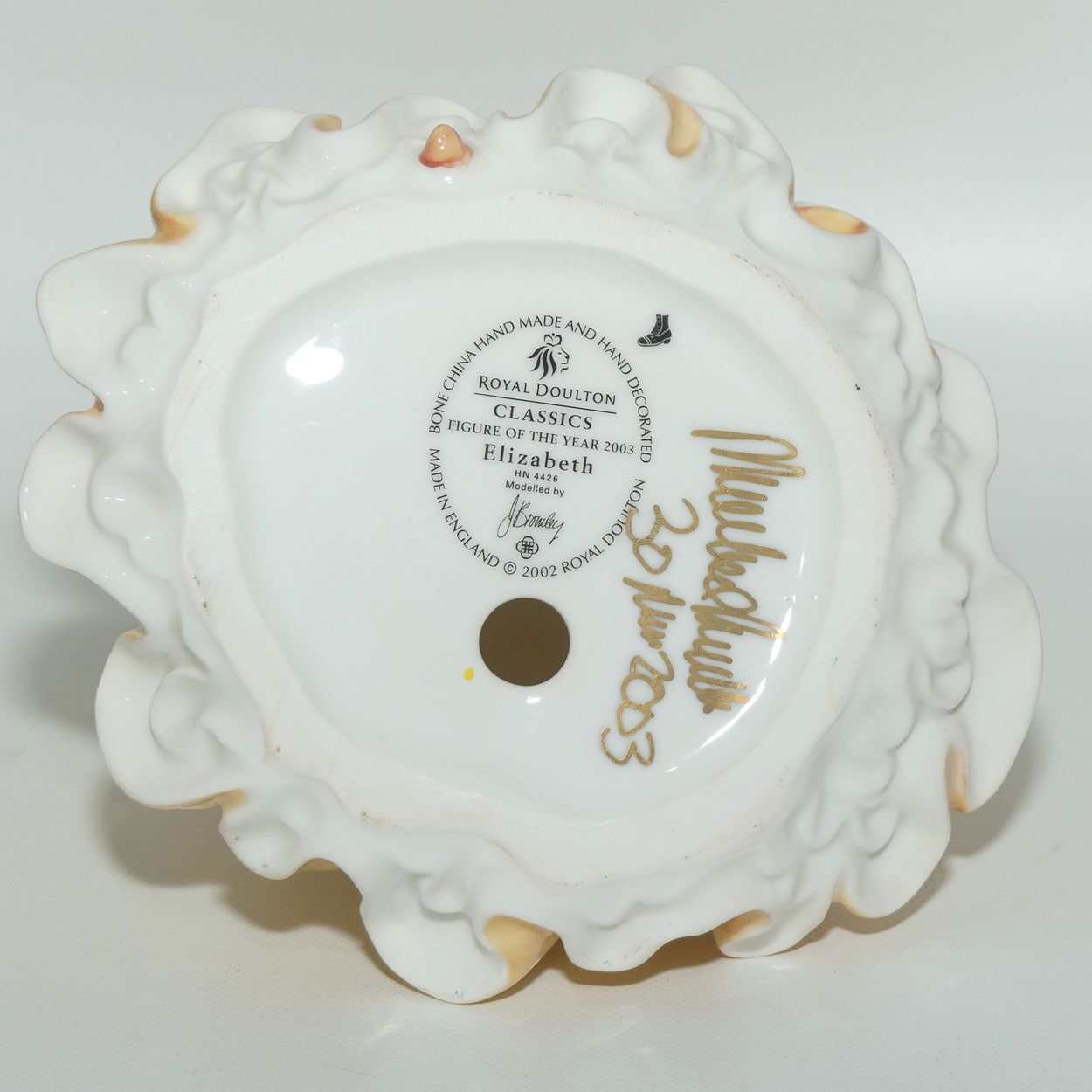 HN4426 Royal Doulton figure Elizabeth | 2003 Figure of the Year | boxed