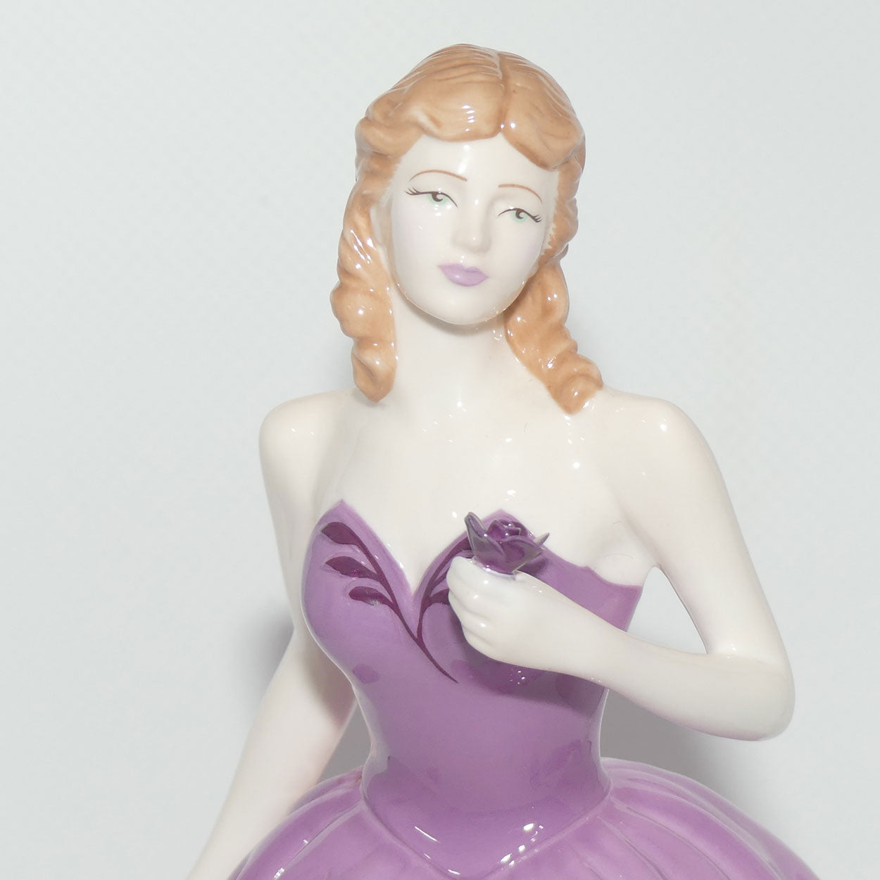 HN4623 Royal Doulton figure Victoria | 2005 Figure of the Year | box + signed | #2