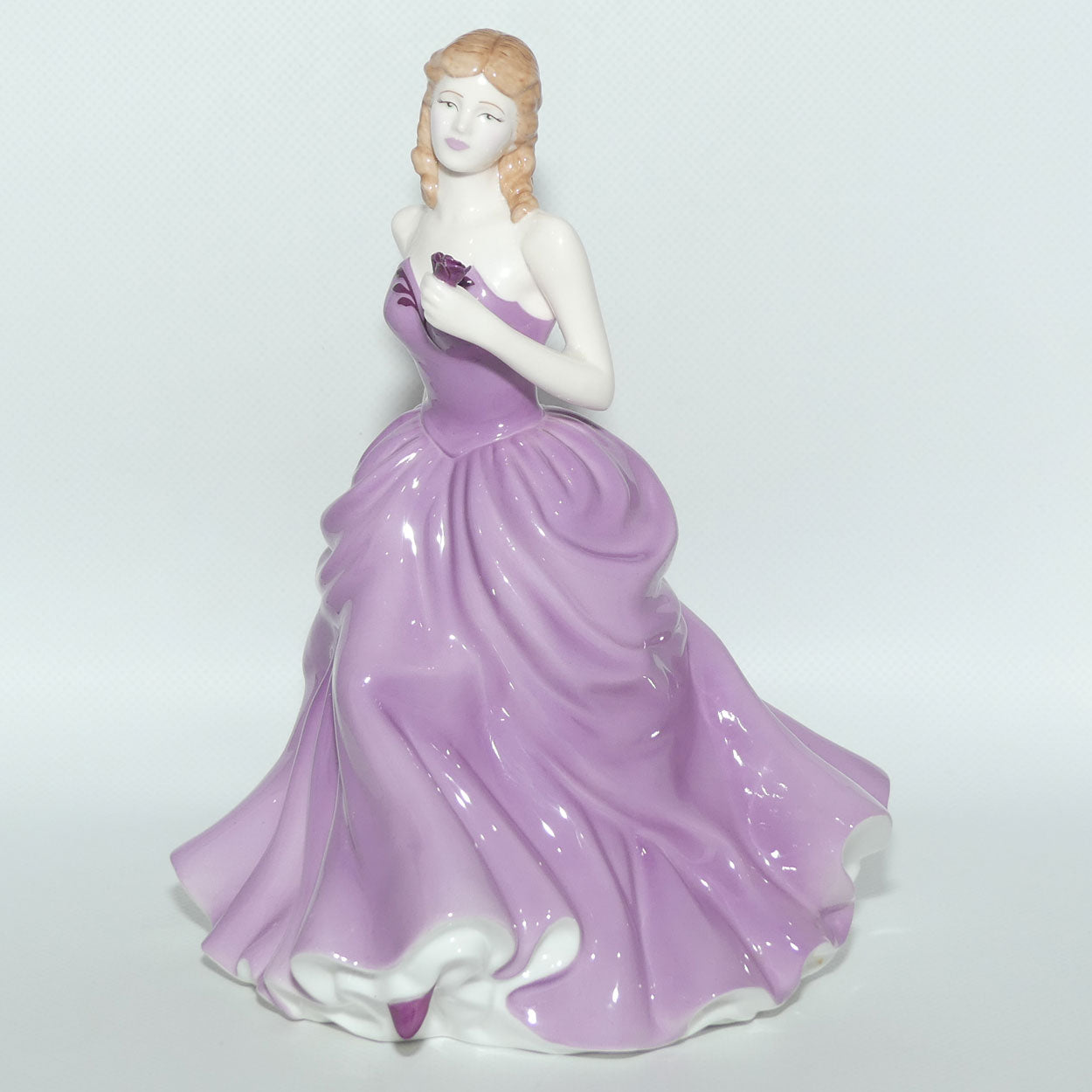HN4623 Royal Doulton figure Victoria | 2005 Figure of the Year | boxed + Cert | #3