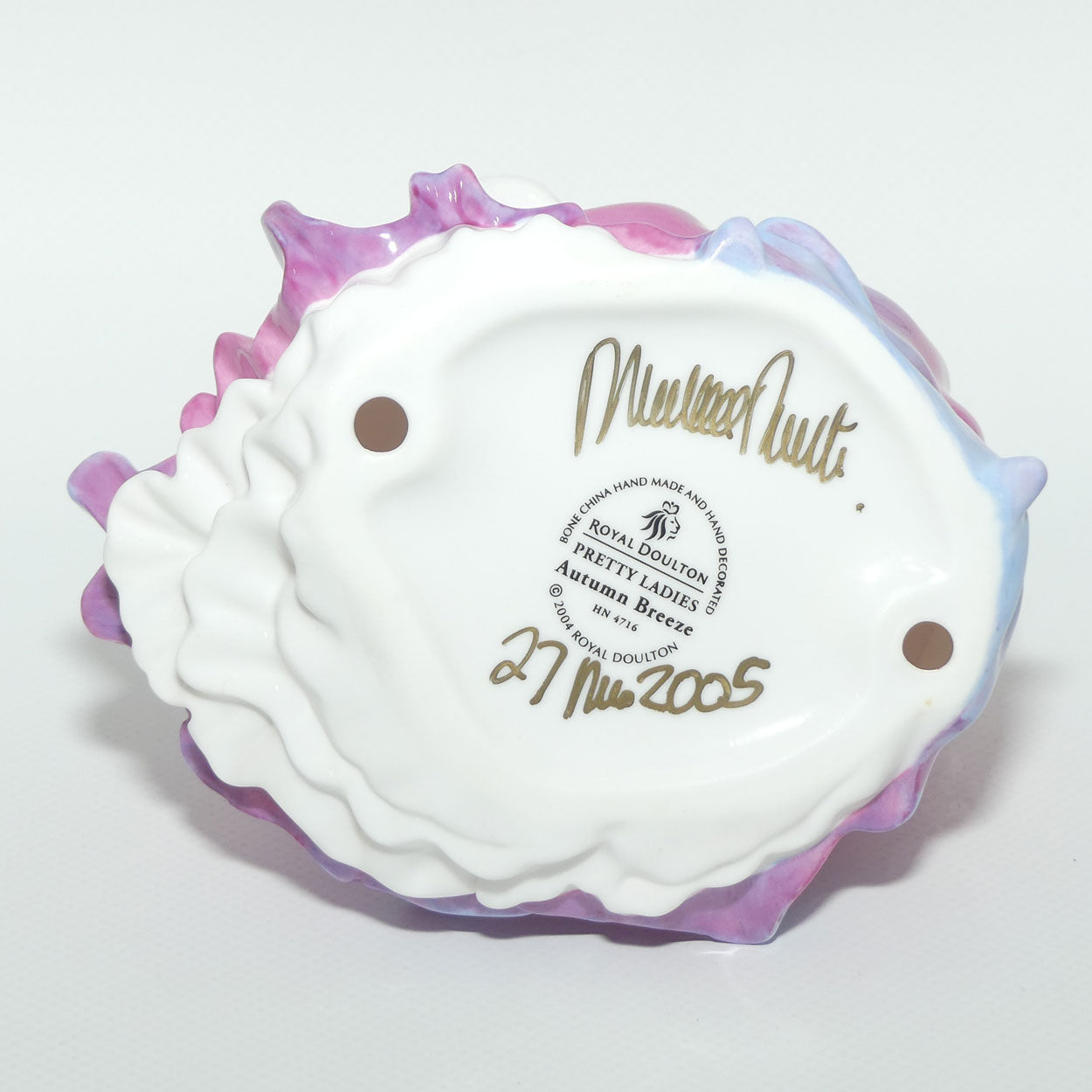 HN4716 Royal Doulton figure Autumn Breeze | #2 | signed | boxed