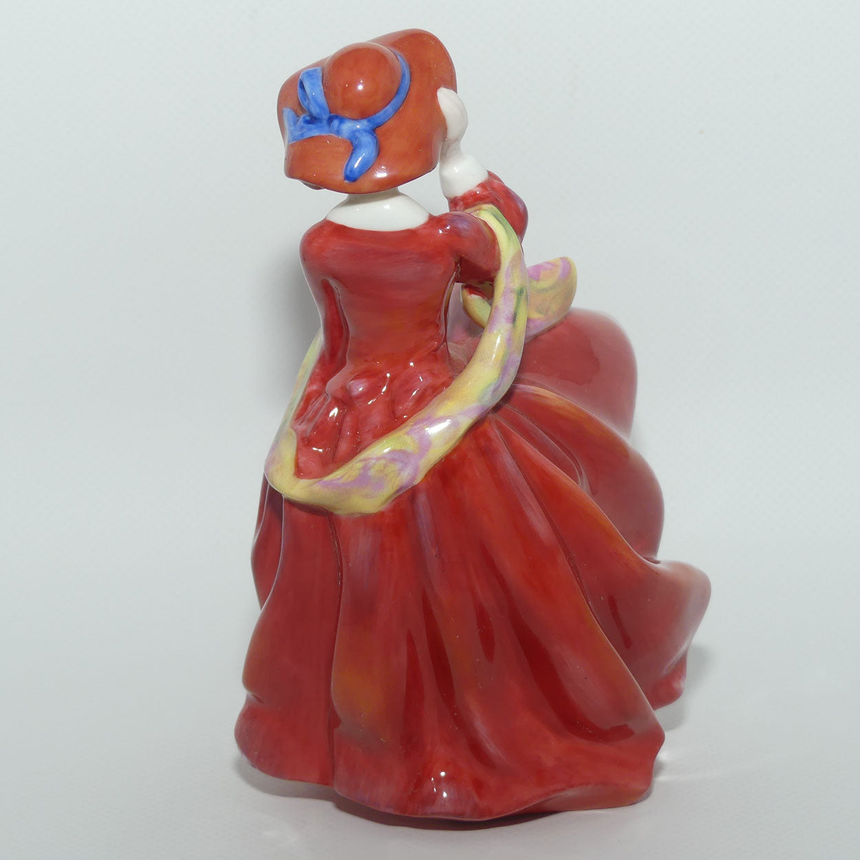 HN4778 Royal Doulton figure Top 'O the Hill