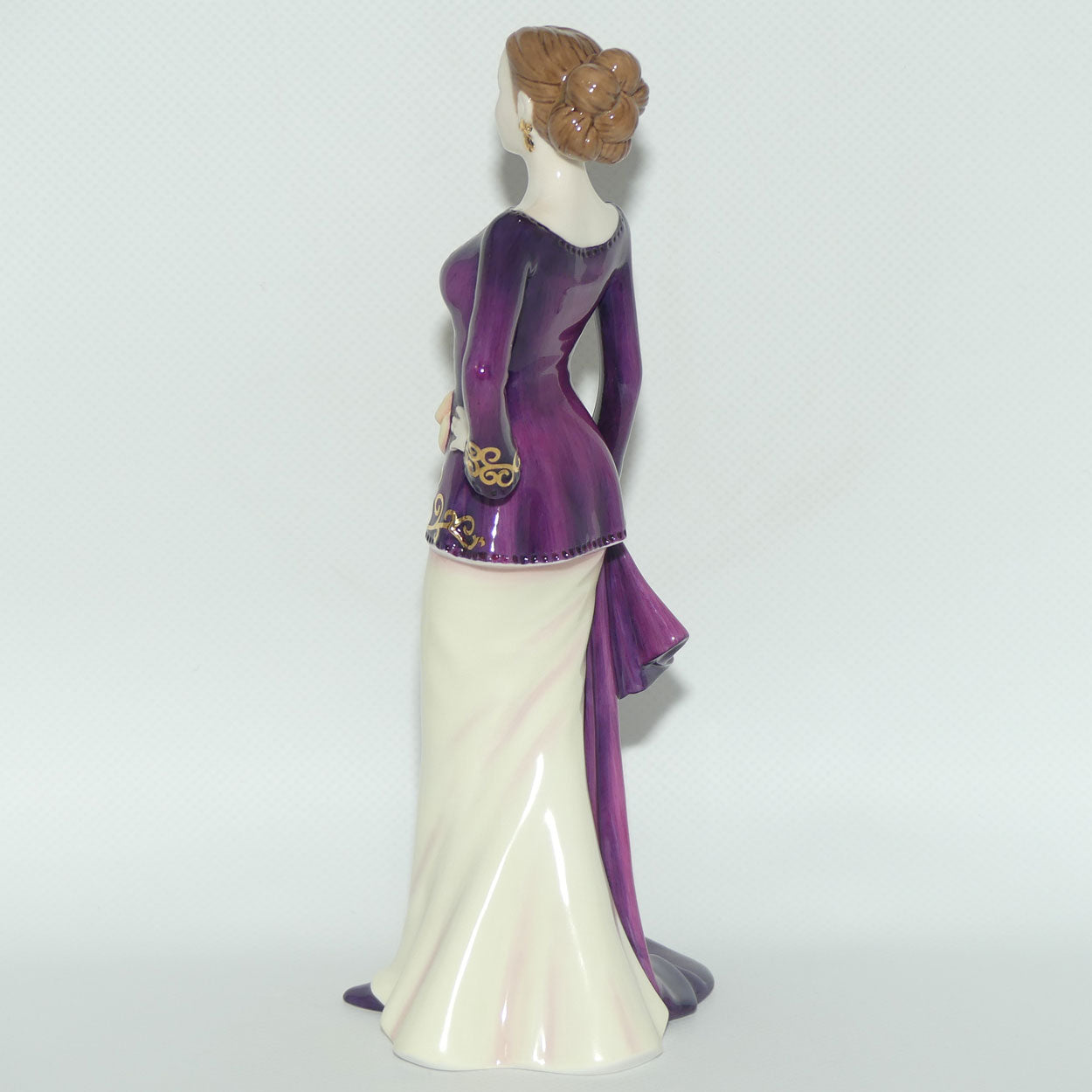 HN4857 Royal Doulton figure Elizabeth | Boxed + Cert