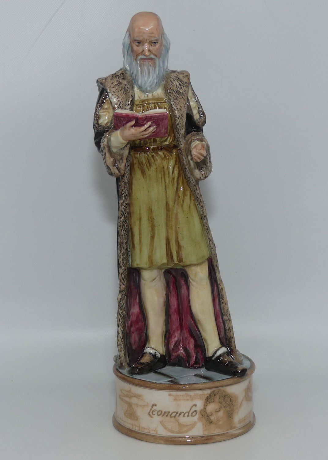 HN4939 Royal Doulton figure Leonardo Da Vinci | Box + Certificate