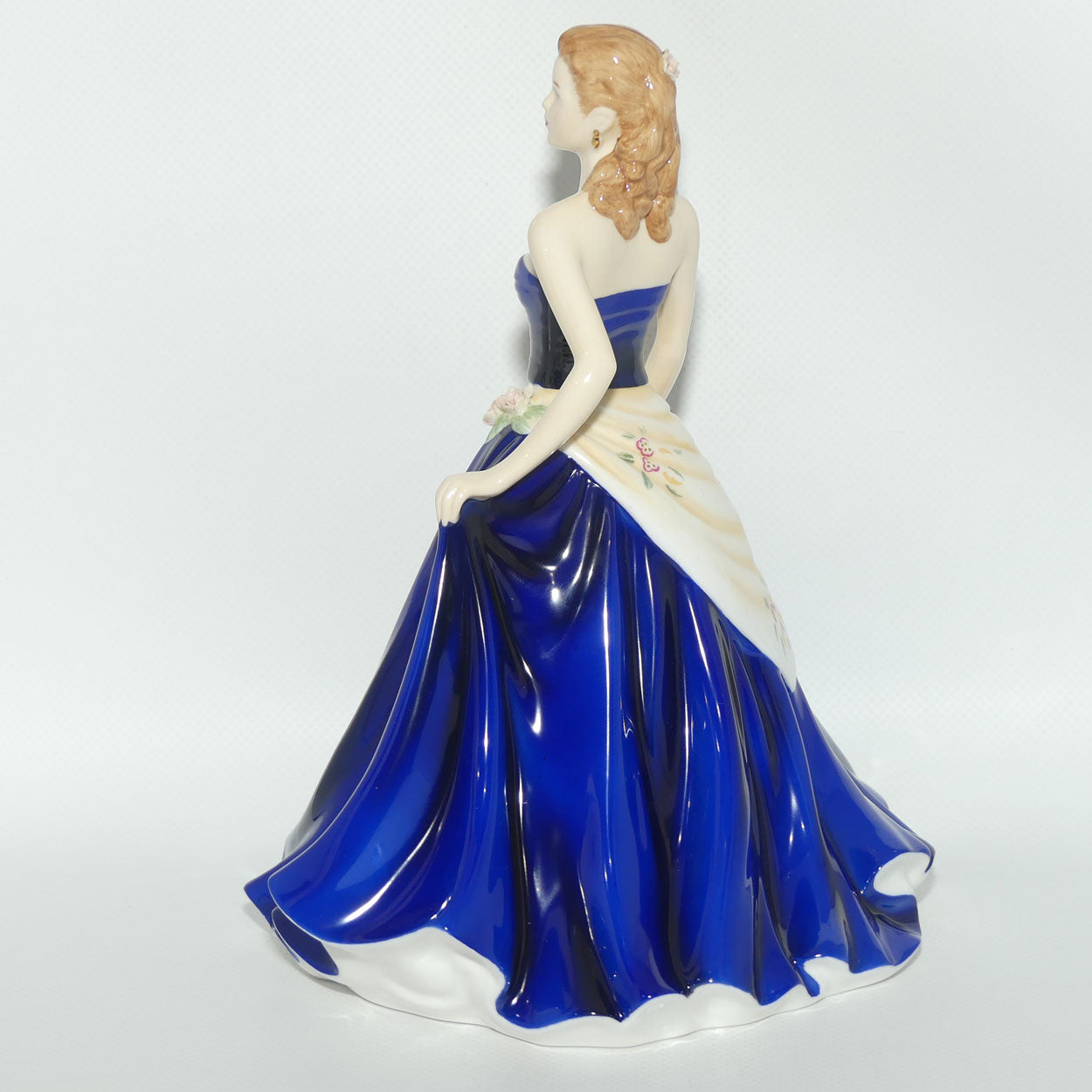 HN5114 Royal Doulton figure Olivia | 2008 Figure of the Year | signed | box + Cert